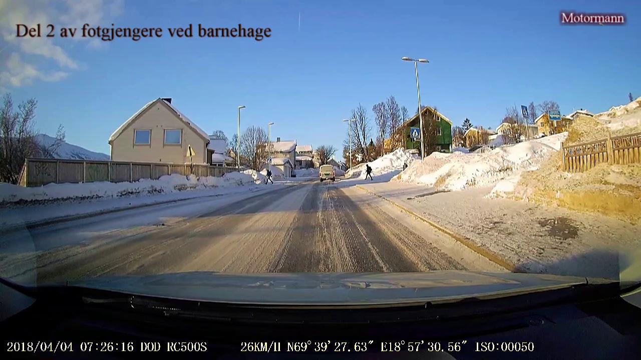 Del 2 av saksekrysset fotgjengere ved barnehage